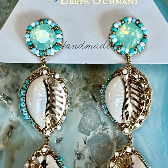 NWT Deepa Gurnani Beaded Crystal Seashell Chandeliers - Picture 5 of 16